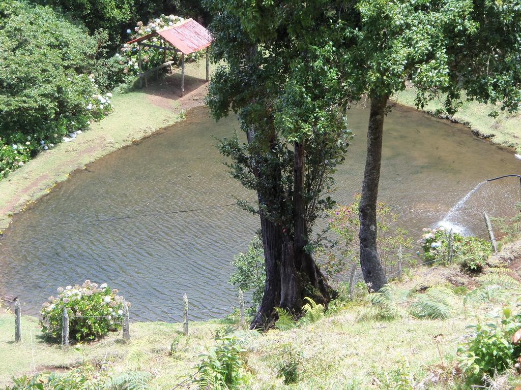 Lagunillas Del Poas Poasito Eksteriør billede